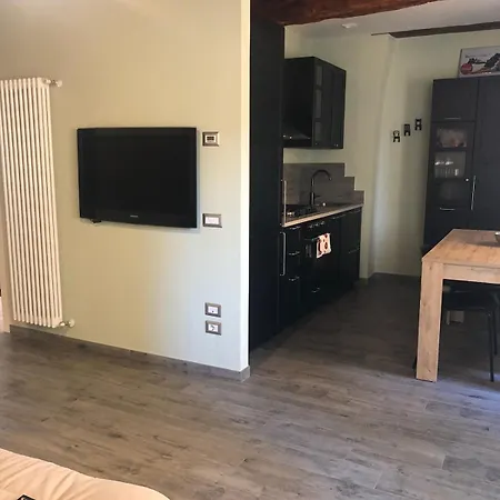 Claudia's Flat Apartment