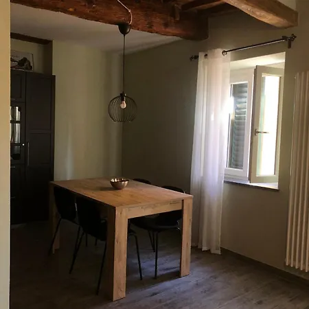 Claudia's Flat *